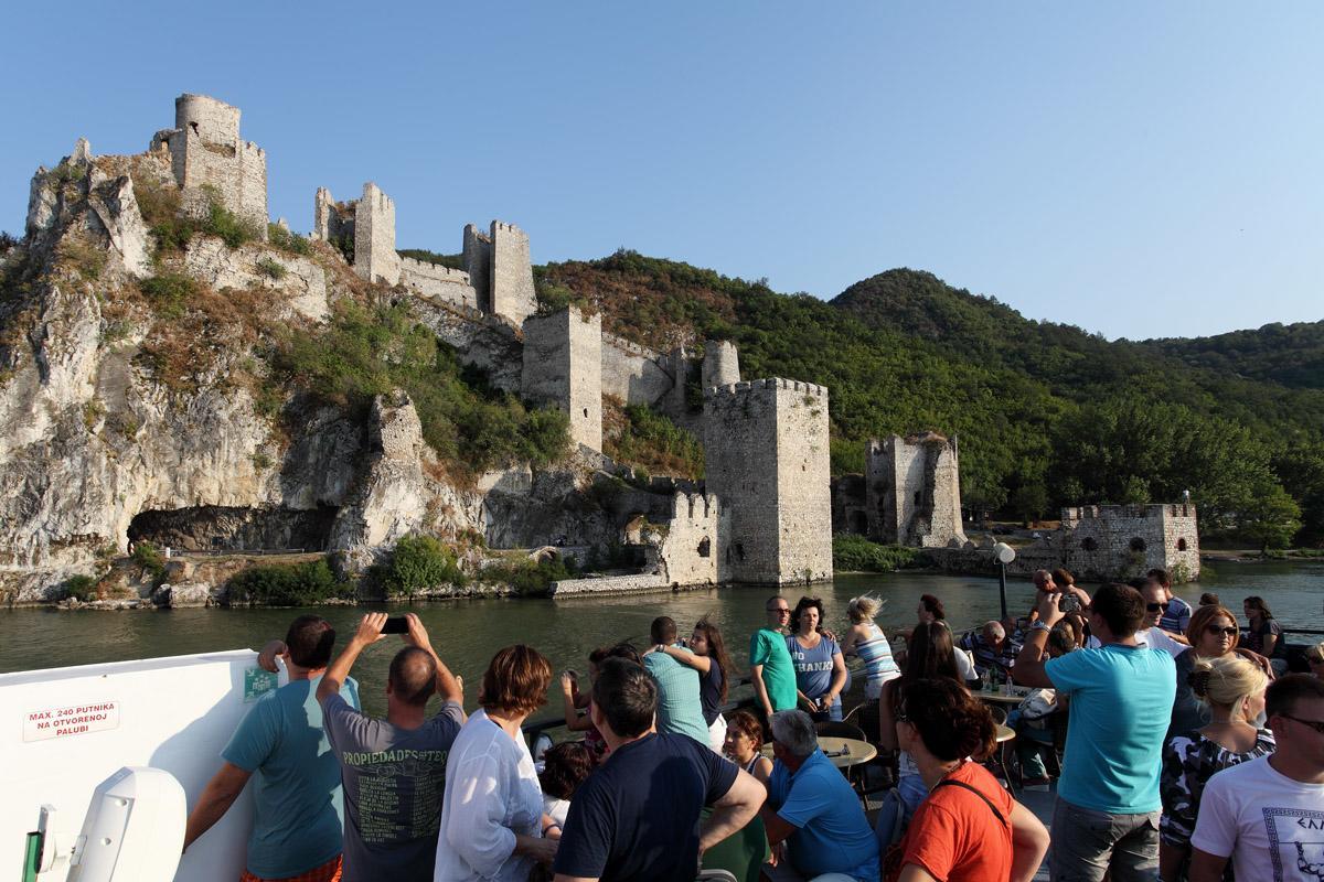 Golden Danube Bed & Breakfast Veliko Gradiste Luaran gambar